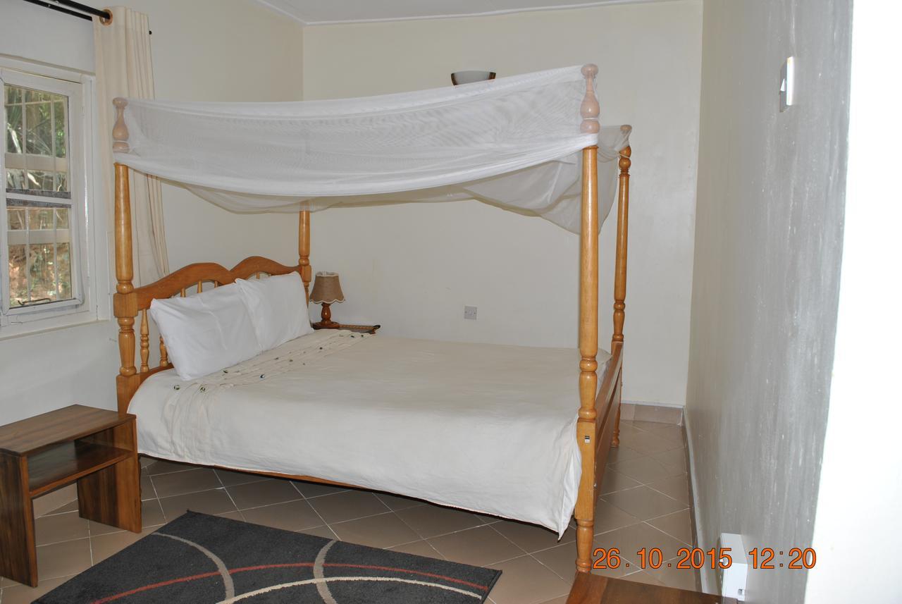 Little Woods Inn Mbarara Exterior foto