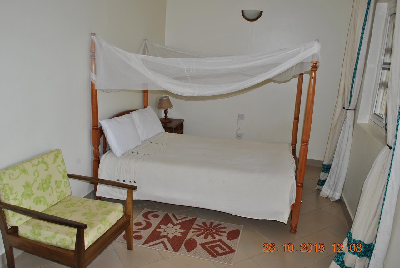 Little Woods Inn Mbarara Exterior foto