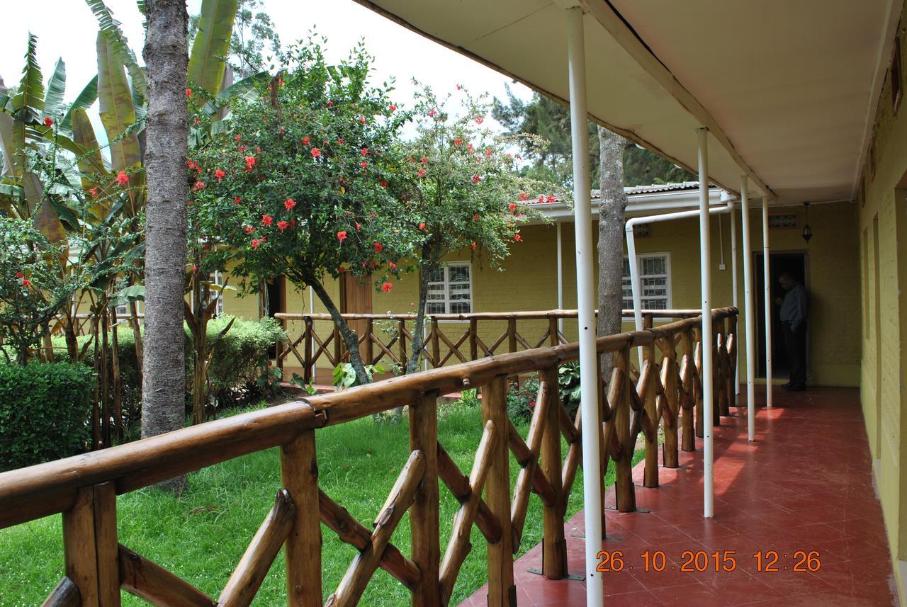 Little Woods Inn Mbarara Exterior foto